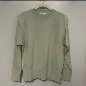 Polagram light green soft sweater. Medium